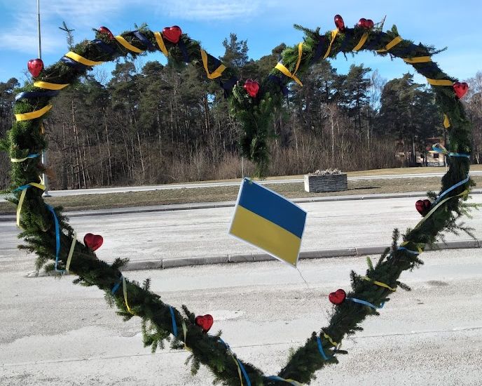 Vi tackar alla som har ett stort HJÄRTA.
Och Hjärtat ger vi till Ukraina.